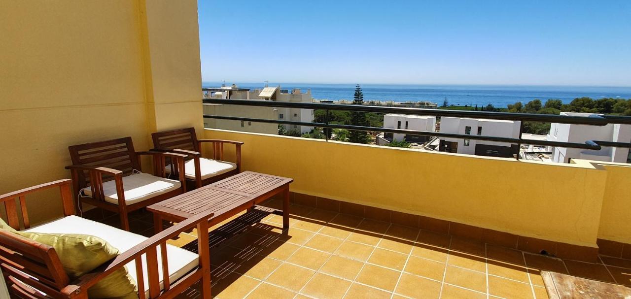 Corner Sea View Penthouse With 95M² Terraces Apartman Marbella Kültér fotó