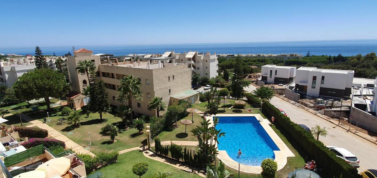 Corner Sea View Penthouse With 95M² Terraces Apartman Marbella Kültér fotó