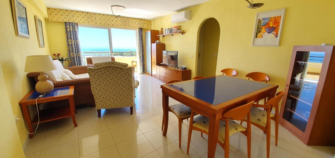 Corner Sea View Penthouse With 95M² Terraces Apartman Marbella Kültér fotó