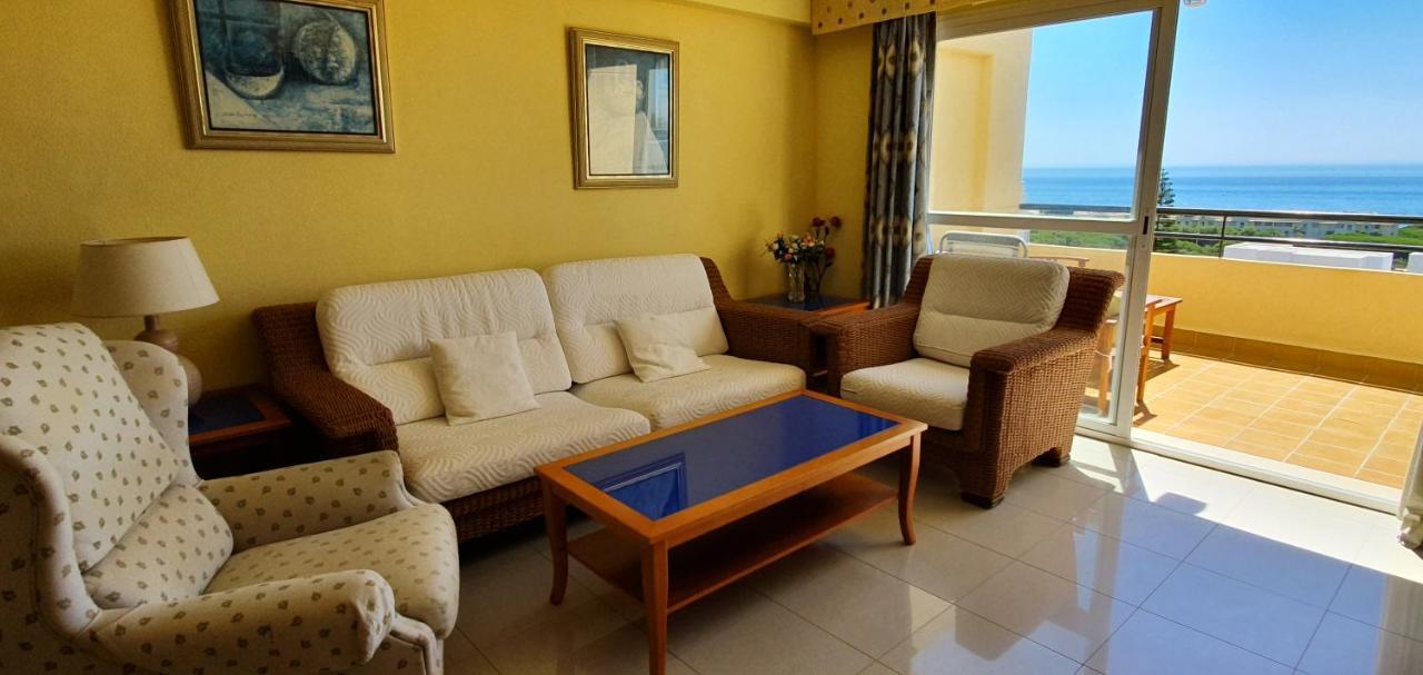 Corner Sea View Penthouse With 95M² Terraces Apartman Marbella Kültér fotó